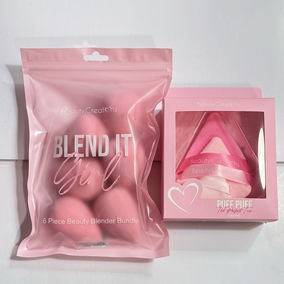 Beauty Creations Other - Beauty Creations Blender and puffs Bundle